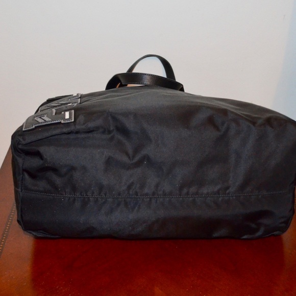 PRADA NYLON ZIPPER LEATHER HANDLE STRAP LOGO PATCH TOTE - Picture 6 of 9